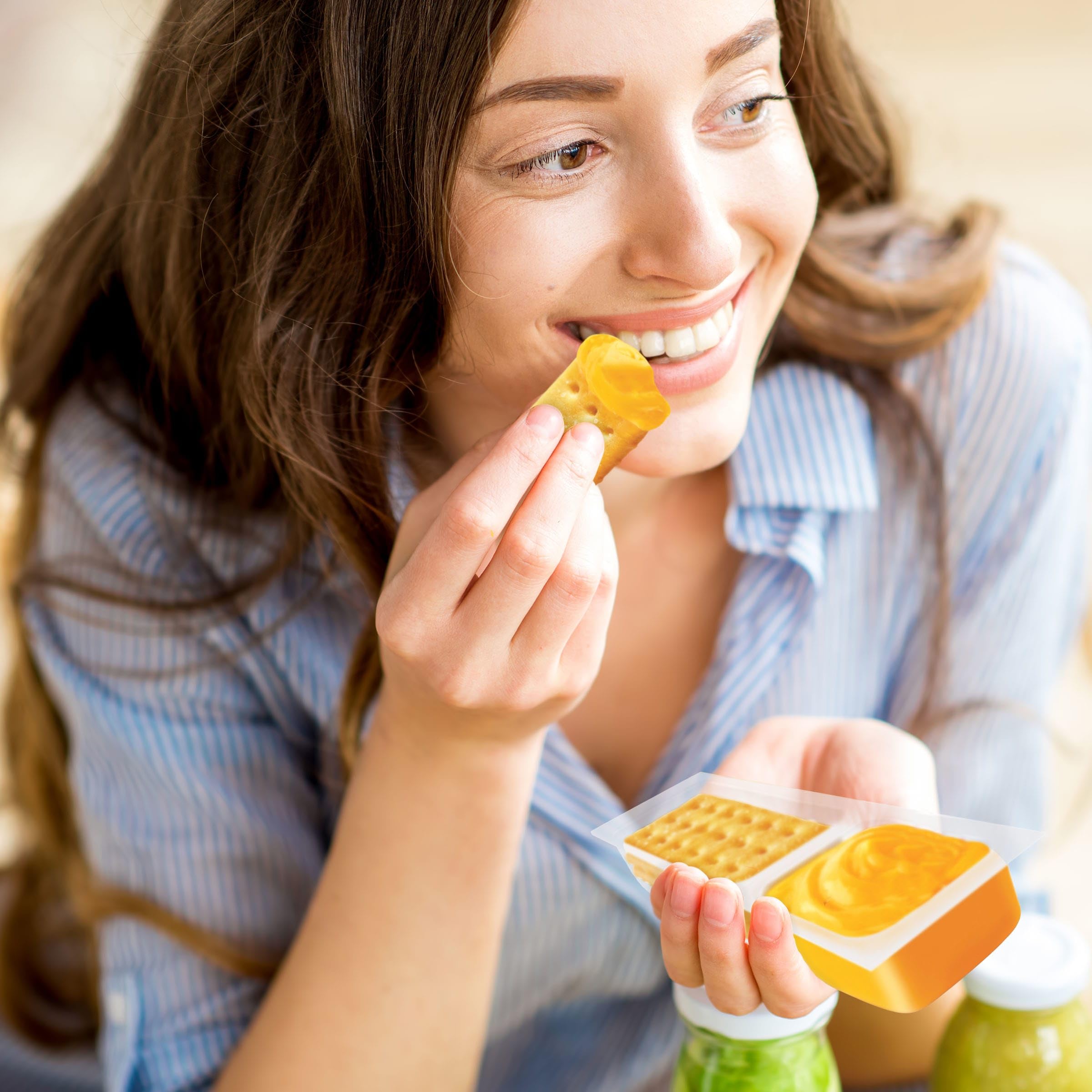 Handi-Snacks RITZ Crackers 'N Cheesy Dip Snack Packs, 10 Snack Packs - Image 9